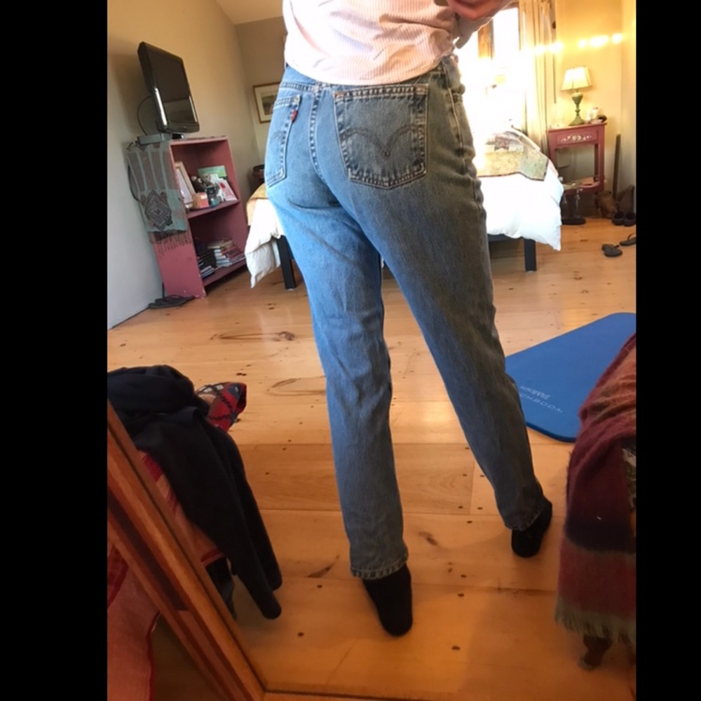 Too small - Picture 2 of 3